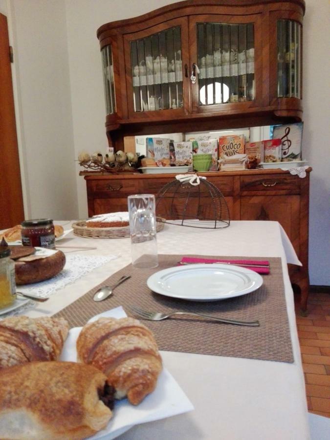 B&B La Chiave Di Sol Комо Екстер'єр фото